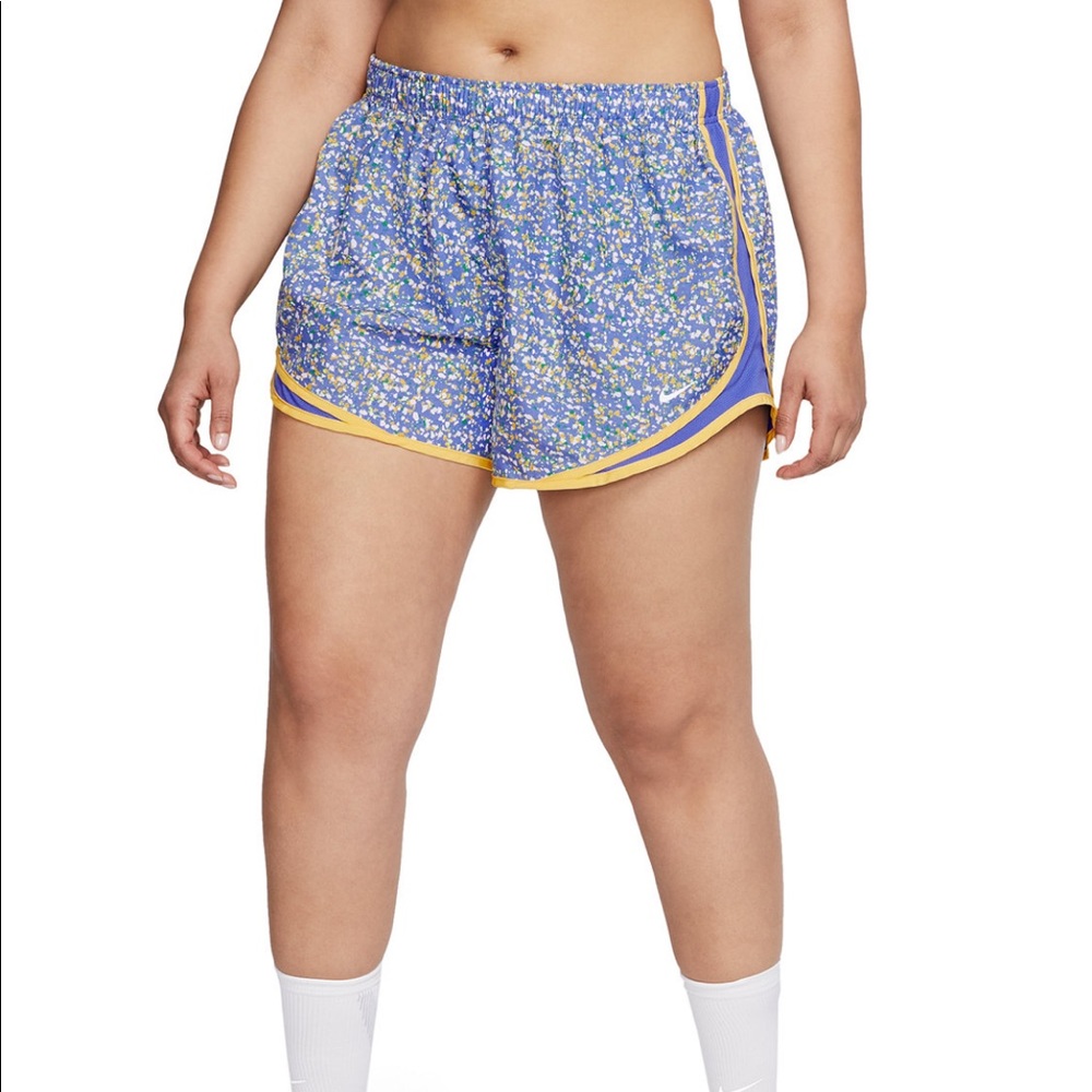 Nike Clash running shorts